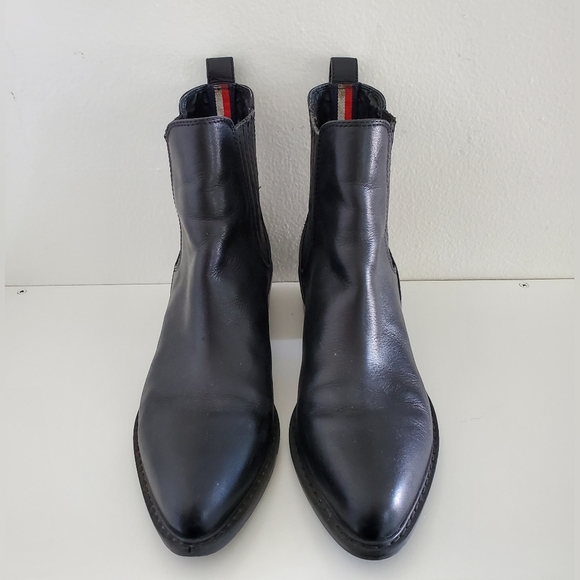 Tommy Hilfiger Pointed Black Leather Chelsea Boots Women's Sz9 - Picture 4 of 8